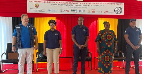 The Minister of Health, Armindo Daniel Tiago alongside WHO director Severin von Xlanyder, Province Health Director Dr. Yolanda Maputo, and local authorities of Moamba district